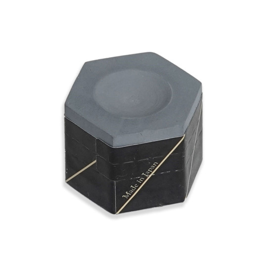 ROKU Kreide Grau von Kamui.