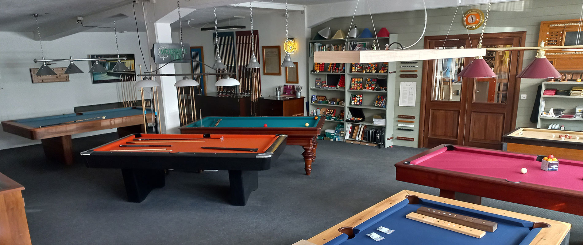 Votre magasin spécialisé 100% sur billard à Berne. 